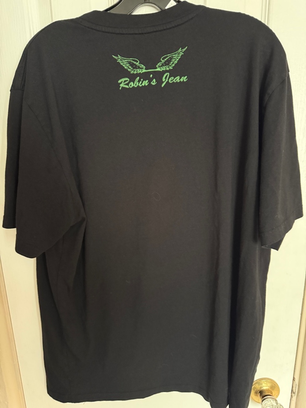 Robin‘s jeans, graphic T-shirt - Picture 4 of 4